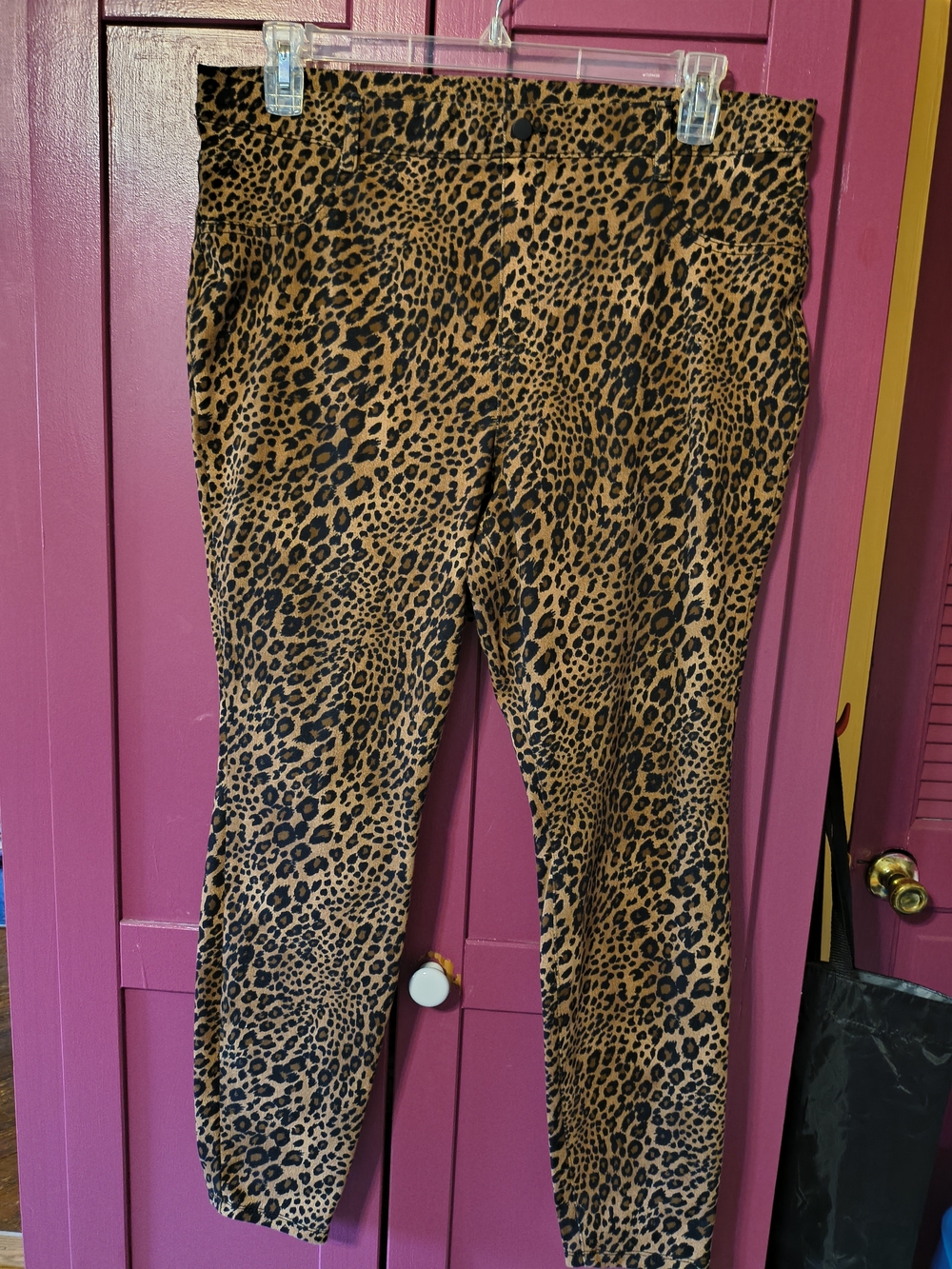 Women's Time and Tru Leopard Print Slim Pants - Tan & Black size 20 x large